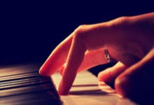  内马尔连续二十场比赛得分超过败北，TES挑战极限！